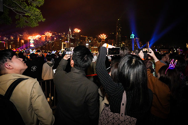 NYE Combo Ticket: 6 hours of Dinner, DJ & Alfresco Party next to HK Harbour