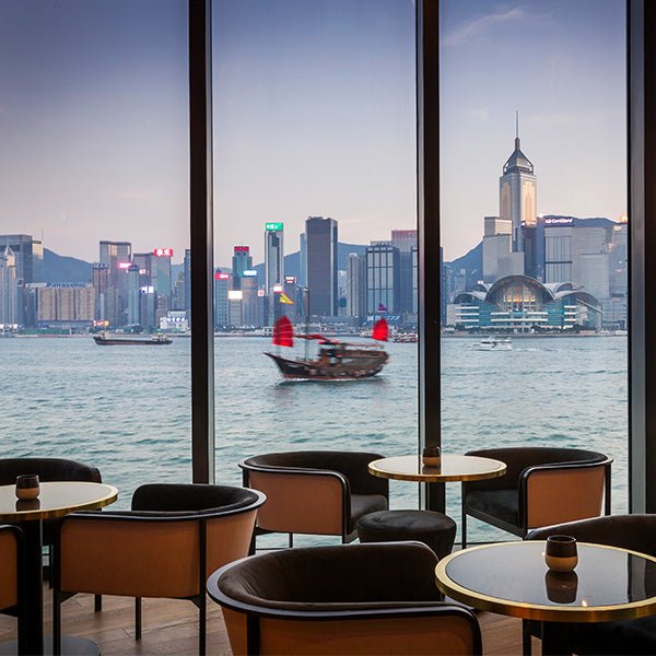 Valentine's Day 2024 - Private Lounge at HUE Dining-Best view in Hong Kong! 情人節最佳維港海景餐廳 HUE 私人包廂 - Woolly Pig Hong Kong